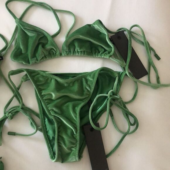 TRIANGL VINCA TROPICAL CRUSH NO BAG NEW WITH TAGS - Picture 8 of 8